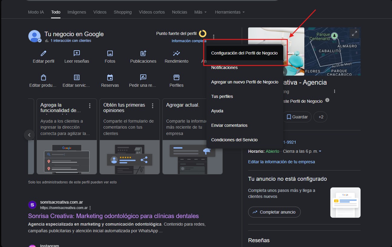 Menú desplegado mostrando la opción Configuración del Perfil de Negocio destacada